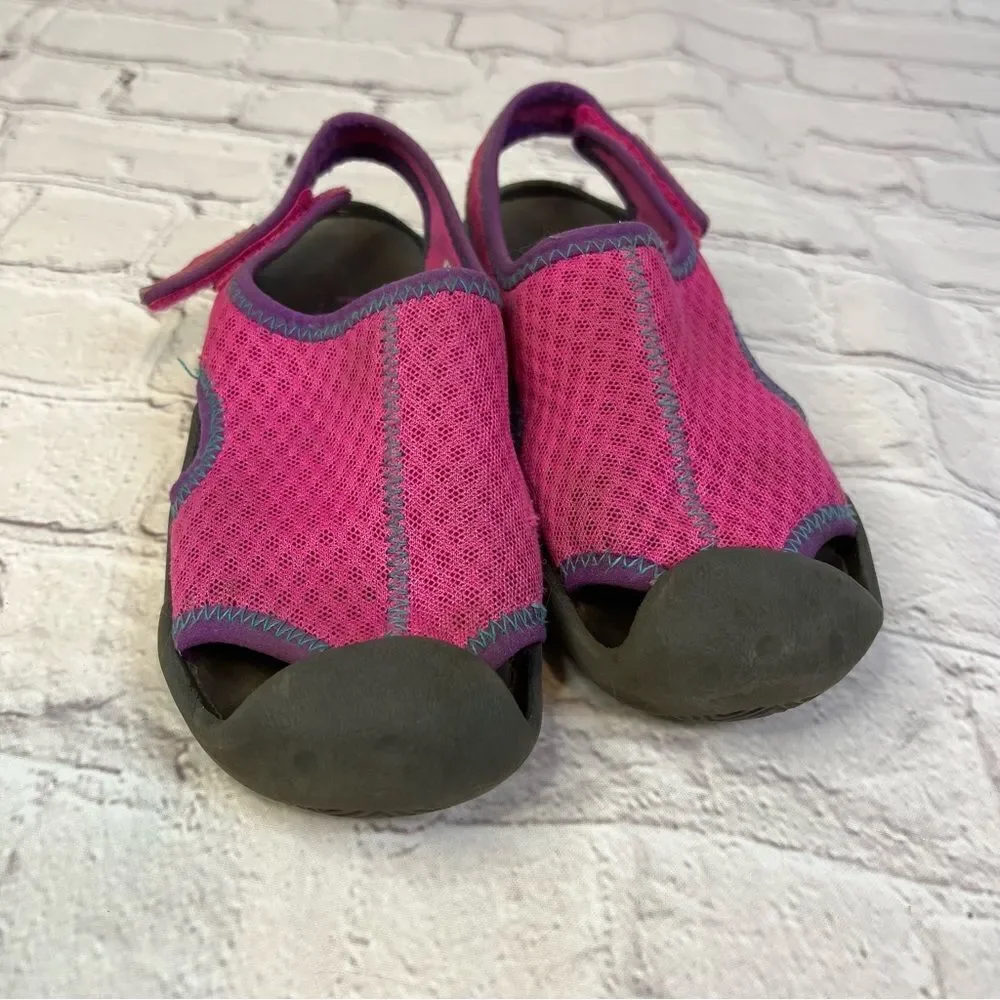 Crocs Swiftwater Girls' Sandals size 1 Pink
